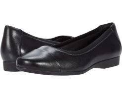 Clarks Un Darcey Cap 2